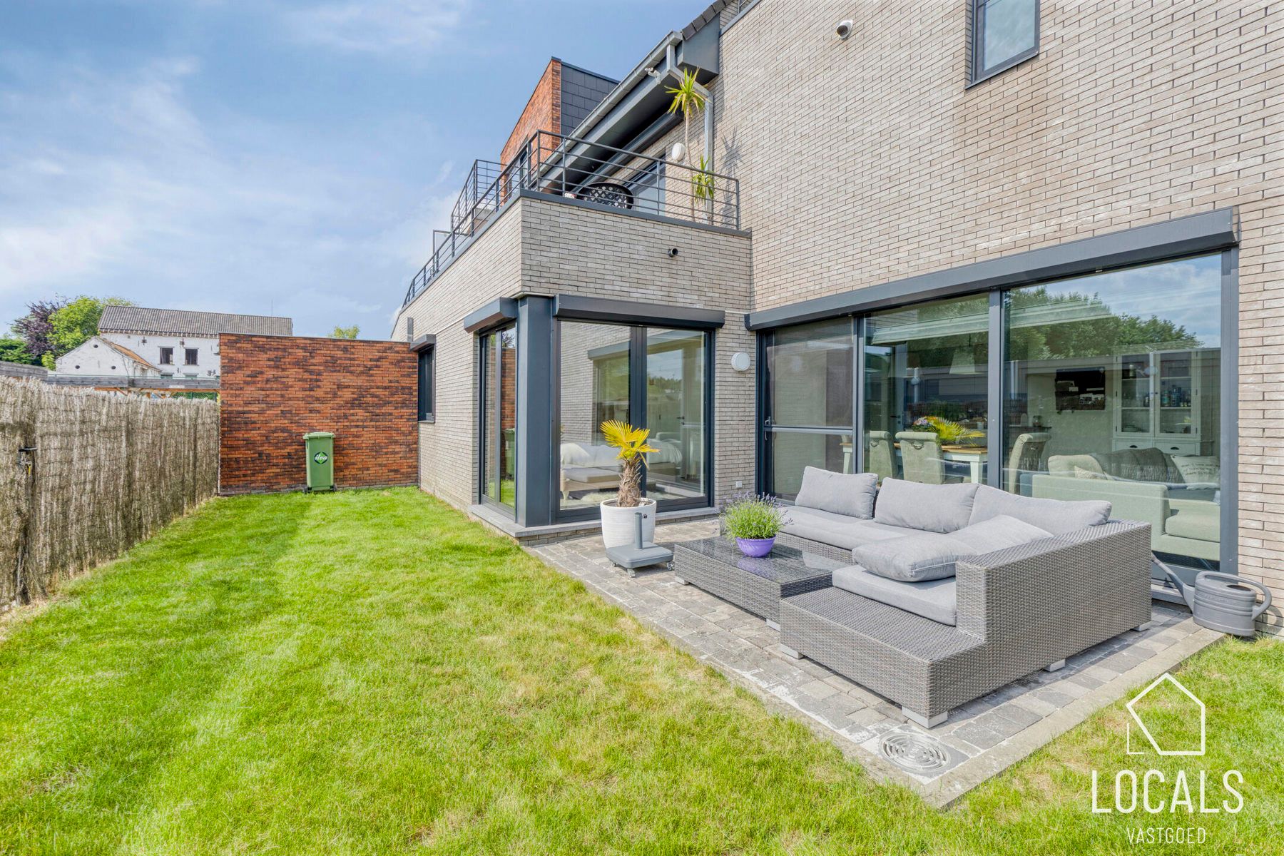 Recent gelijkvloers appartement op topligging in Outer foto 15