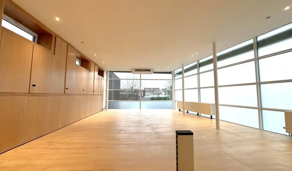 Lichtrijke kantoren te huur aan Nijverheidskaai in Gent foto 8