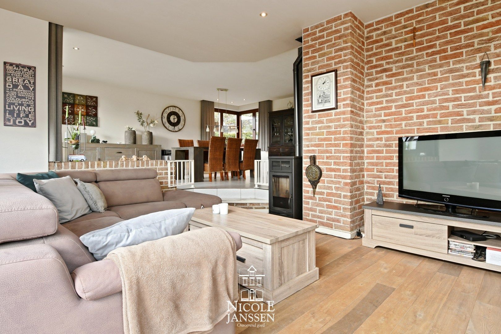 Vrijstaande gezinswoning foto 4