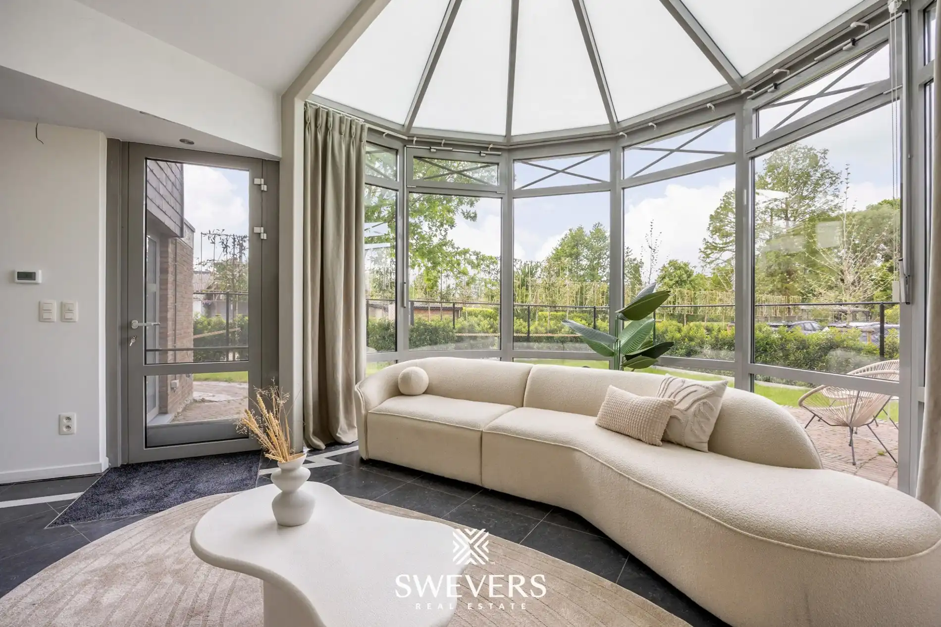 Ruime instapklare woning met 4 slaapkamers op TOP-ligging in Zonhoven foto 4