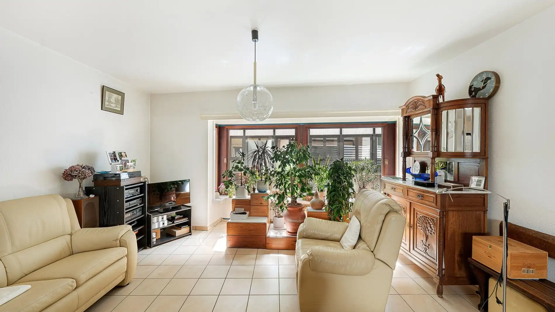 Grote woning met veel potentieel te Heist foto 3