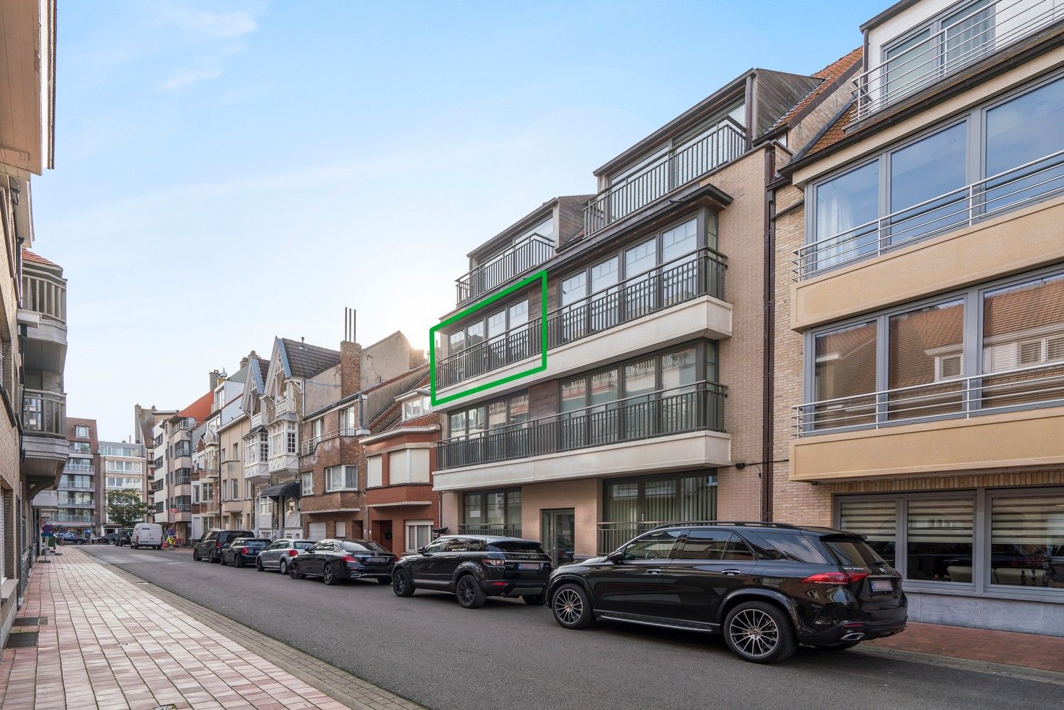 Volledig instapklaar, hedendaags en zeer stijlvol gemeubeld appartement met 2 slaapkamers foto 23