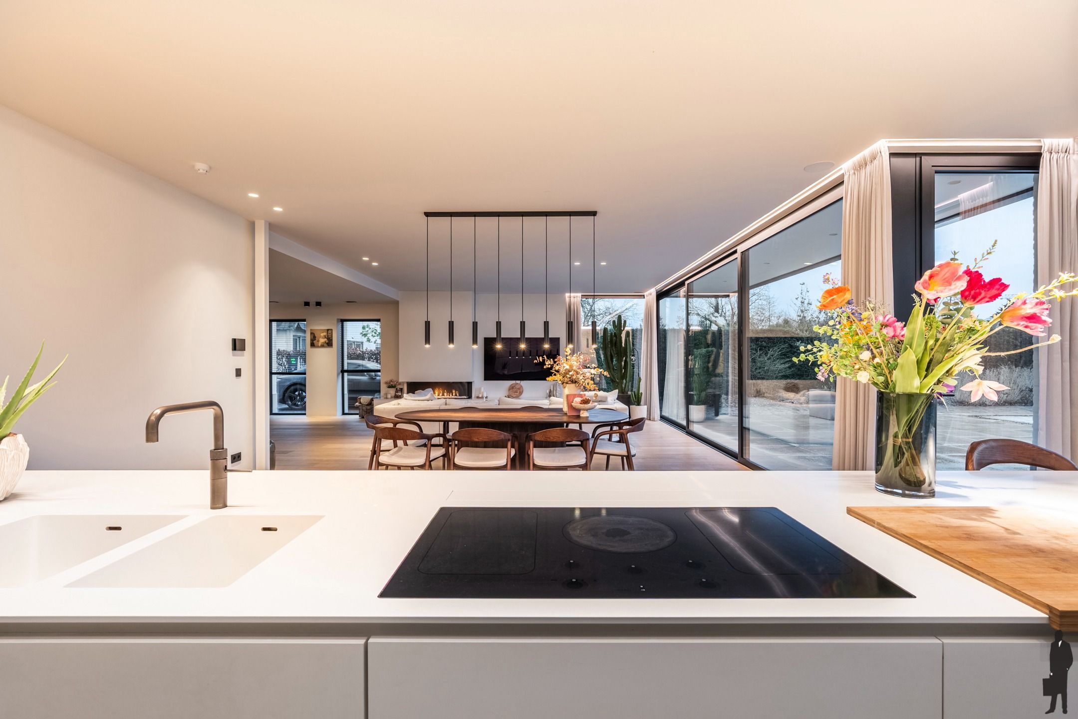 Luxe villa met zwembad en poolhouse vlakbij het centrum van Hoogstraten. foto 17