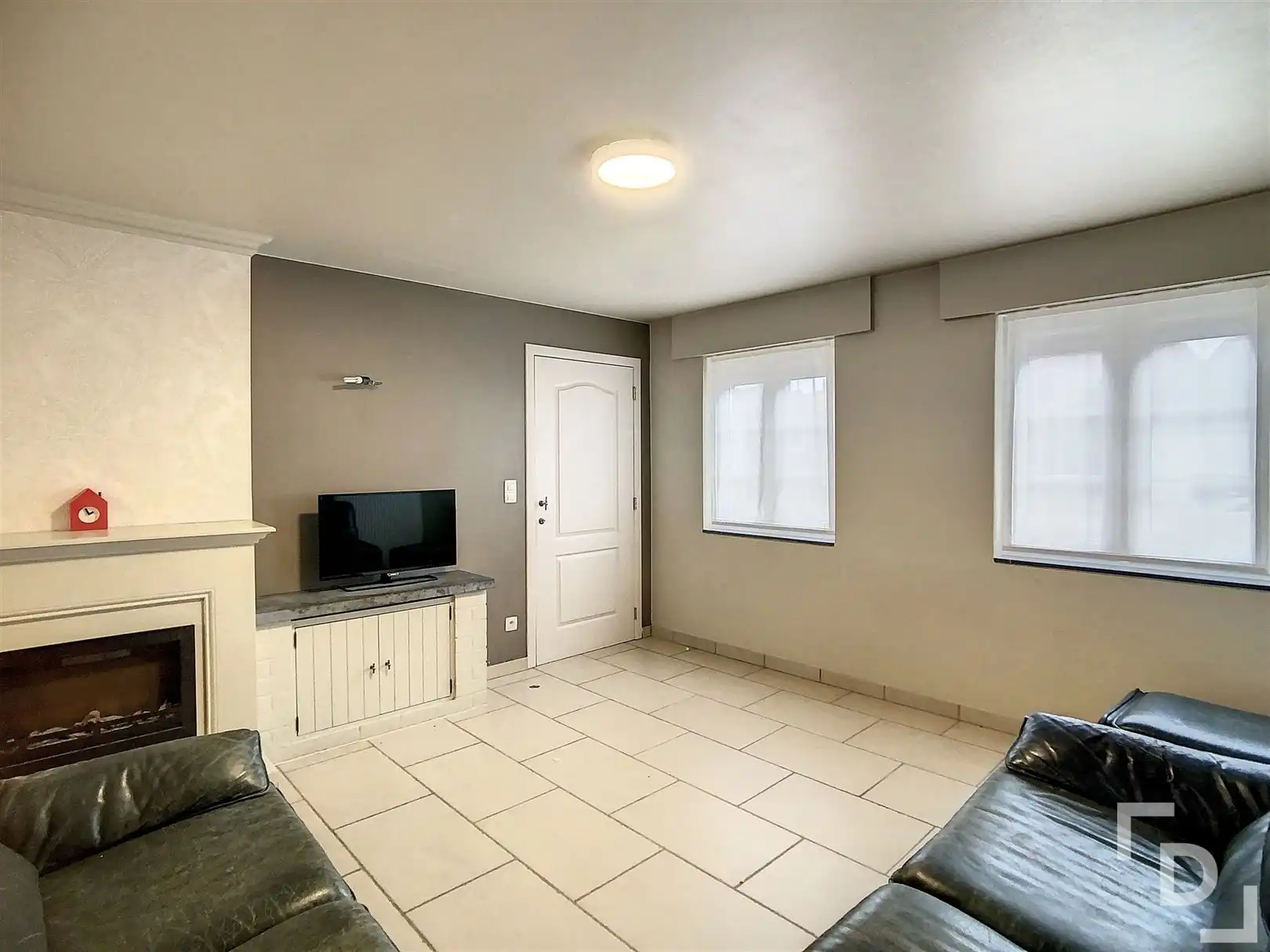 Half open bebouwing in landelijke stijl te huur in Moorslede. foto 3