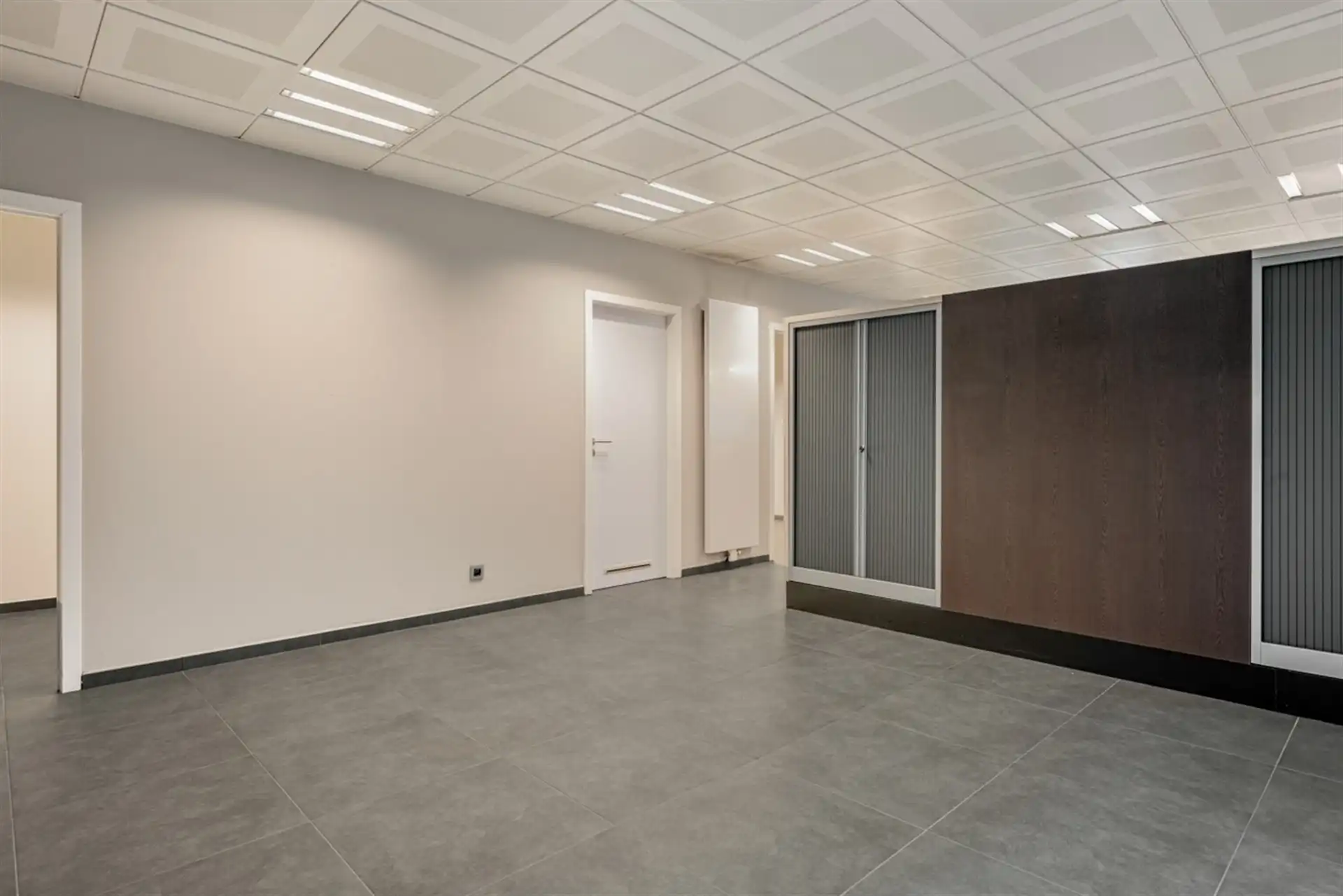  Handelsruimte / kantoor - 111 m² - nabij de Varkensmarkt Aalst foto 7