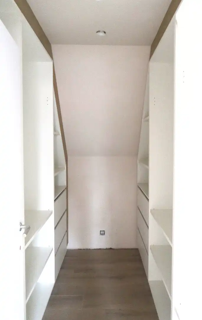 Ruime alleenstaande nieuwbouwwoning foto 16