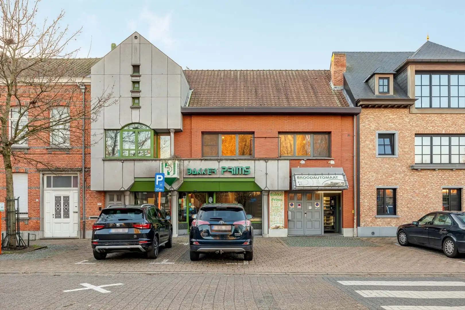 INVESTERING: COMMERCIËLE RUIMTE + WOONST foto 10