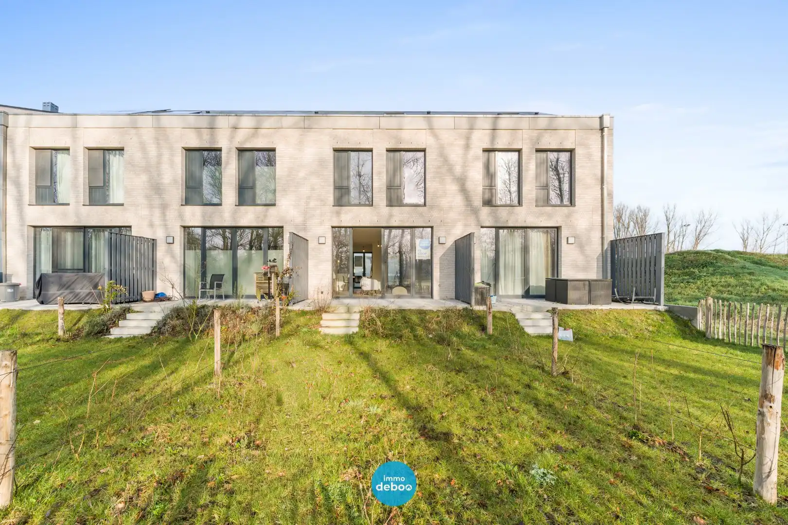 Recente woning met prachtig uitzicht & zuidgerichte tuin foto 3