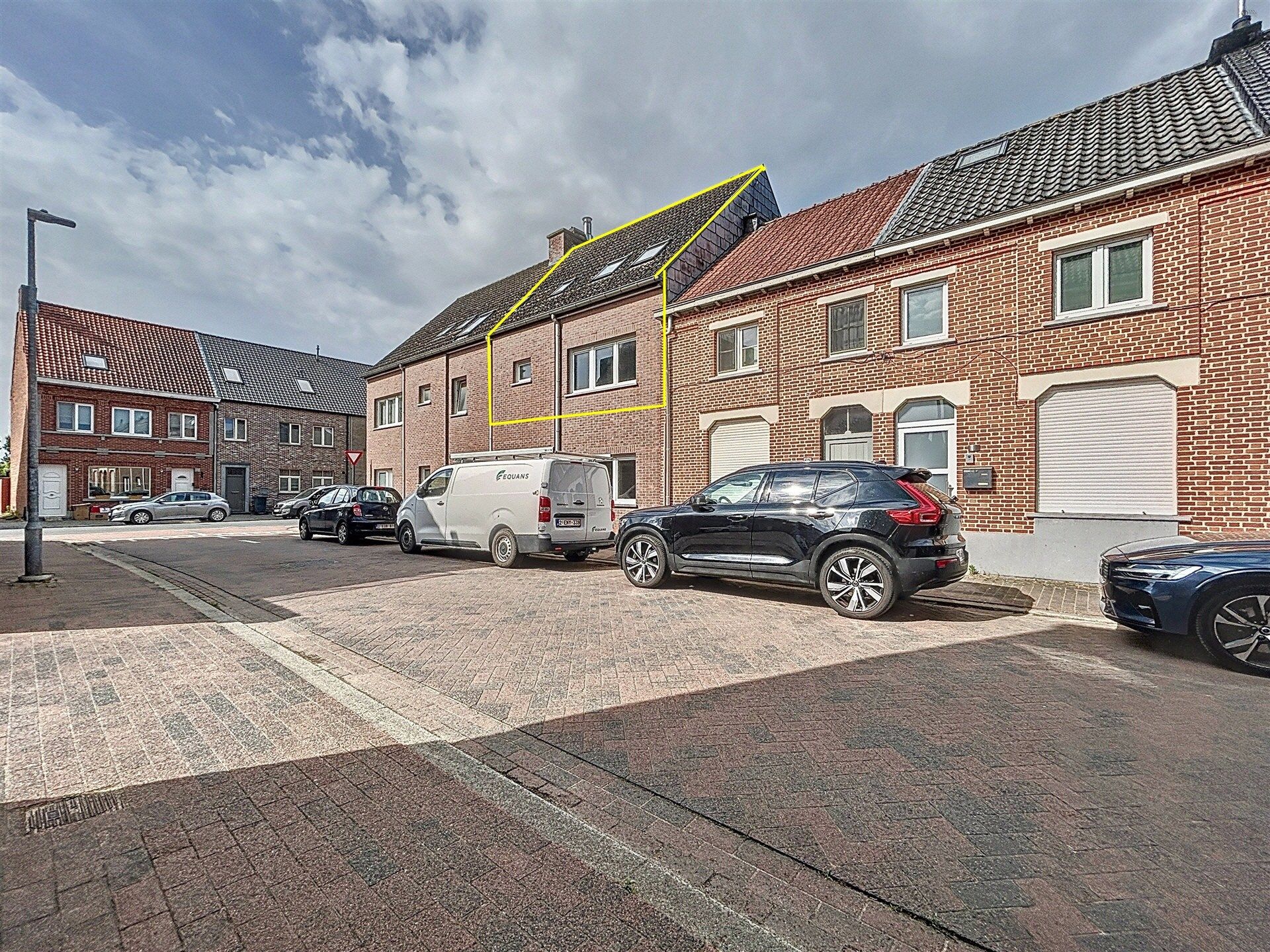 duplexappertement met 3 slaapkamers en terras in doodlopende straat foto 15
