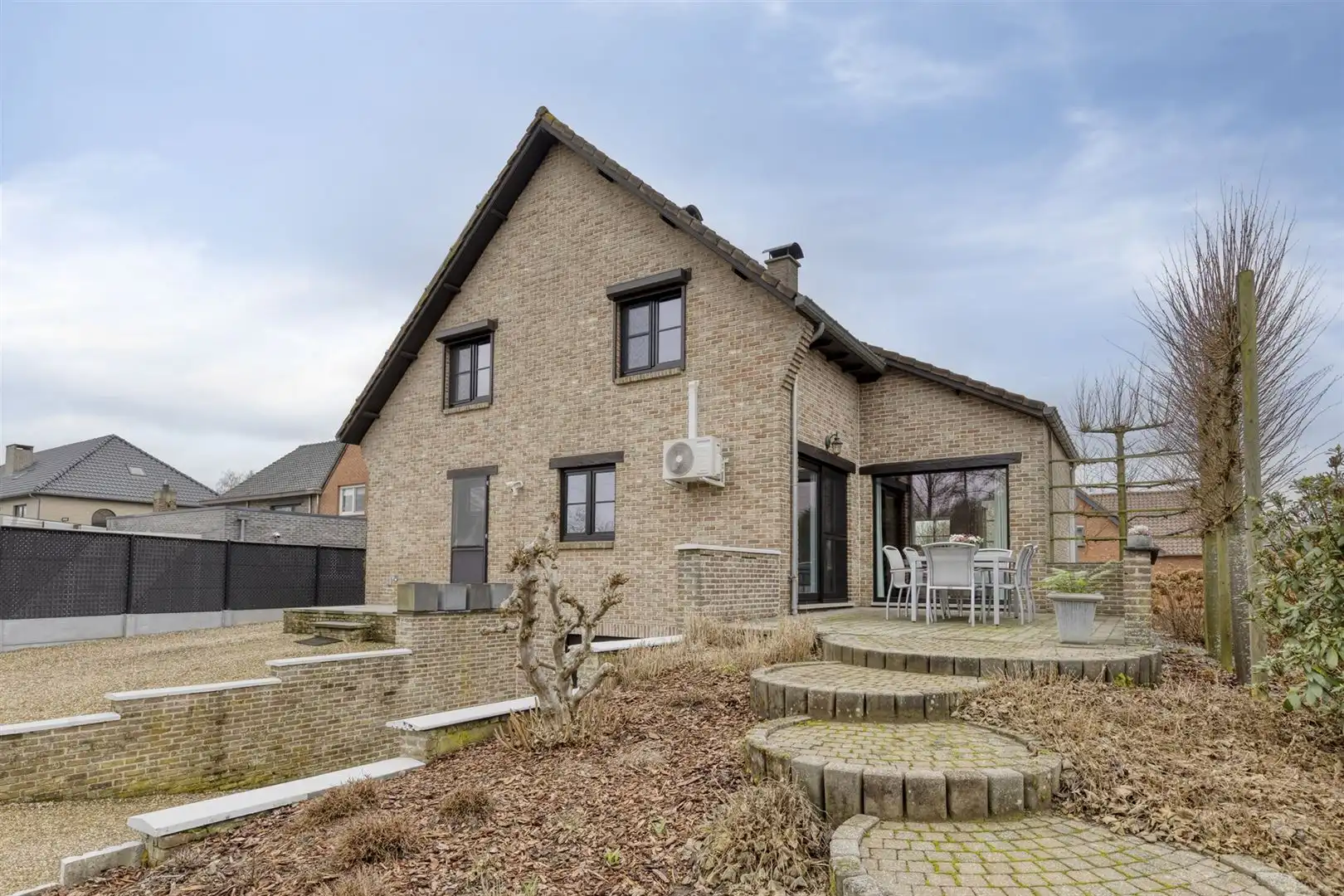 TE KOOP: Prachtige villa op een perceel van 36a48ca te Koersel! foto 31