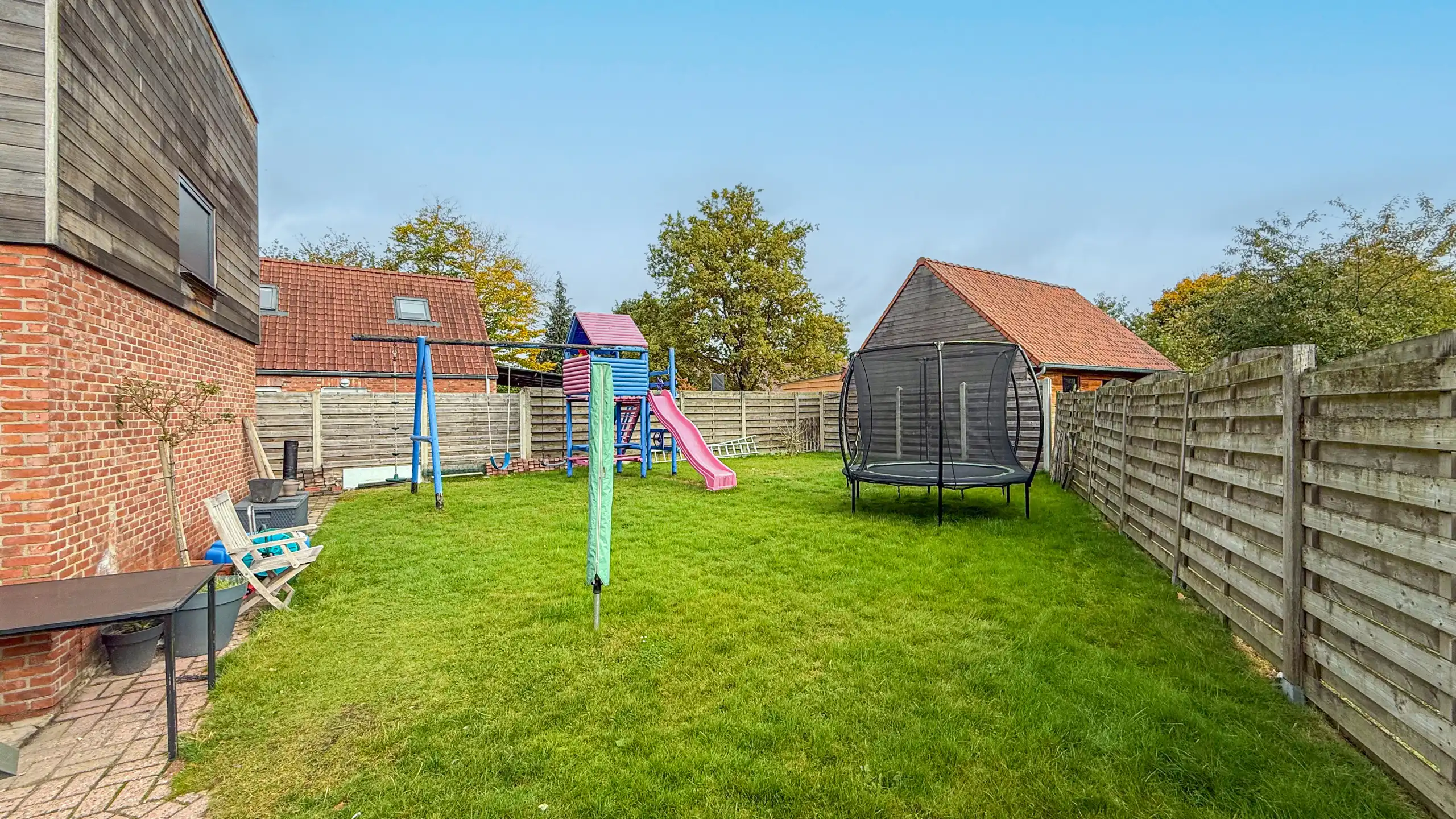 Gerenoveerde woning met veel ruimte en 6 slaapkamers! foto 40