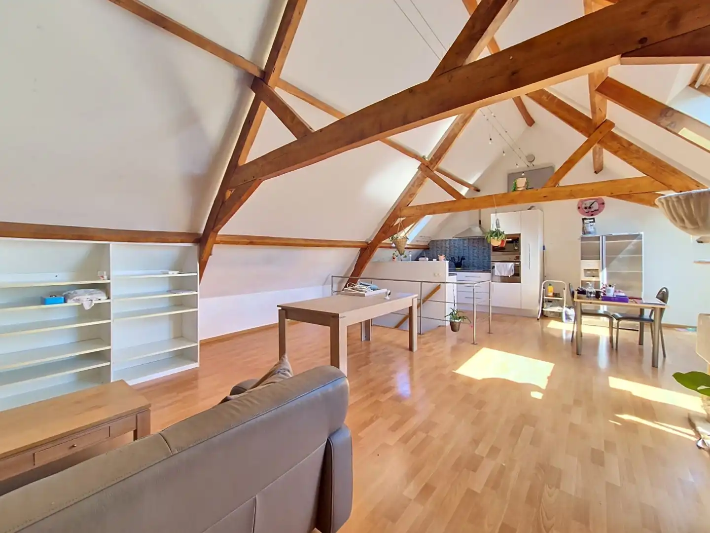 Duplex met 2 slaapkamers & bureau foto 4