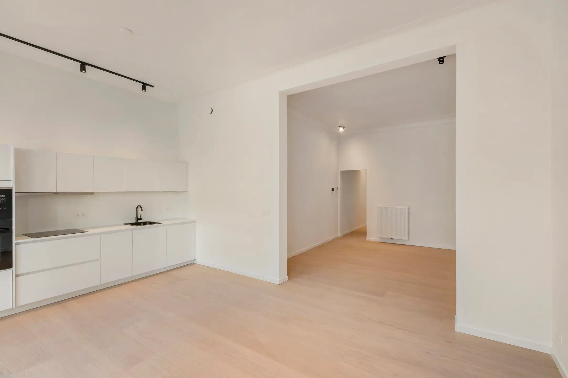 Ruim gerenoveerd appartement foto 6