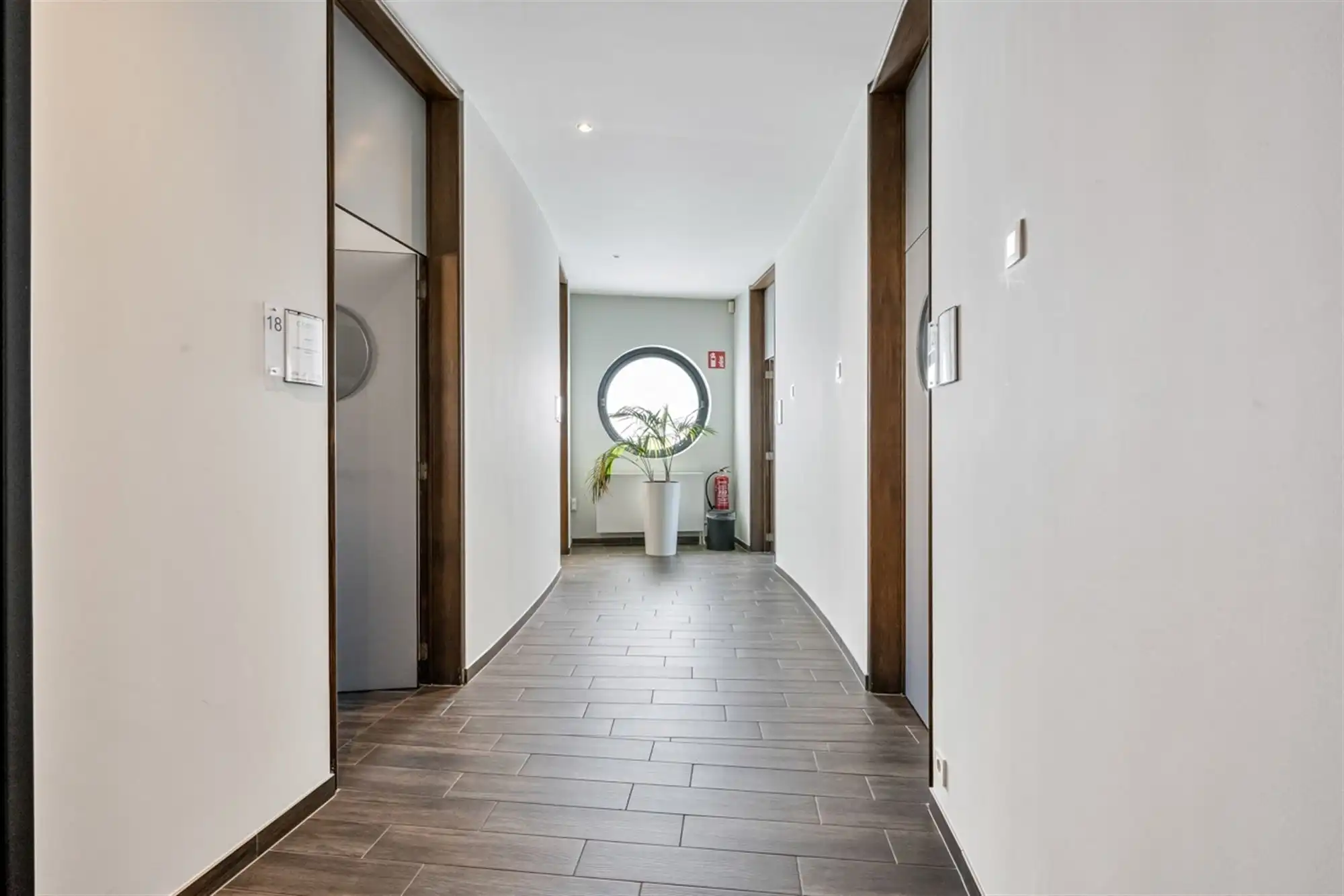 Nieuwe prijs - Instapklaar kantorencomplex op toplocatie ten zuiden van Gent foto 20