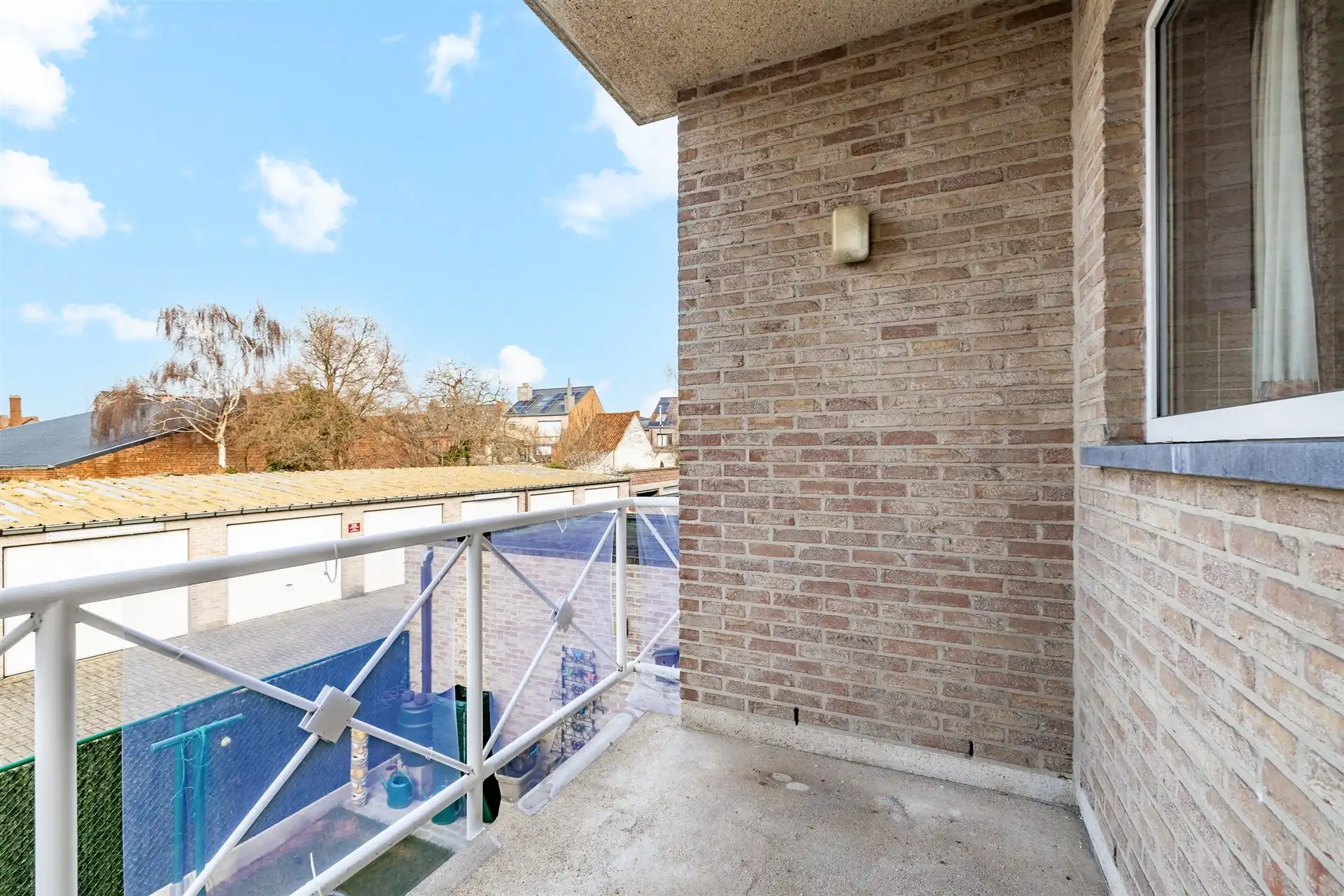 Ruim app met 2 slks, dubbel terras en garage foto 7