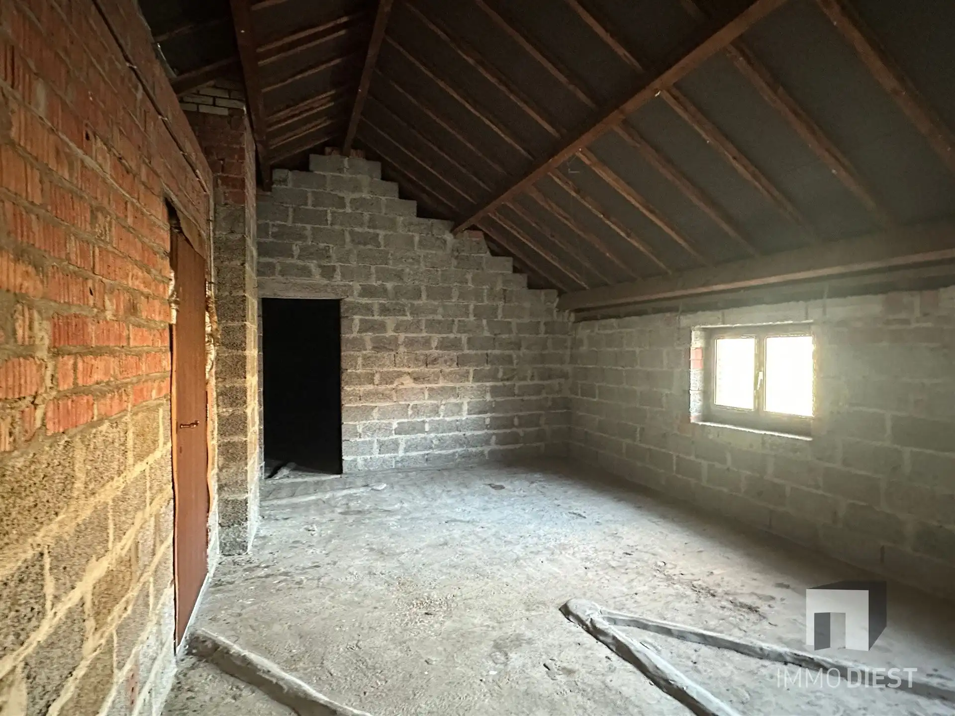 Landhuis met karakter en ruimte (min. 4 slpks) foto 22