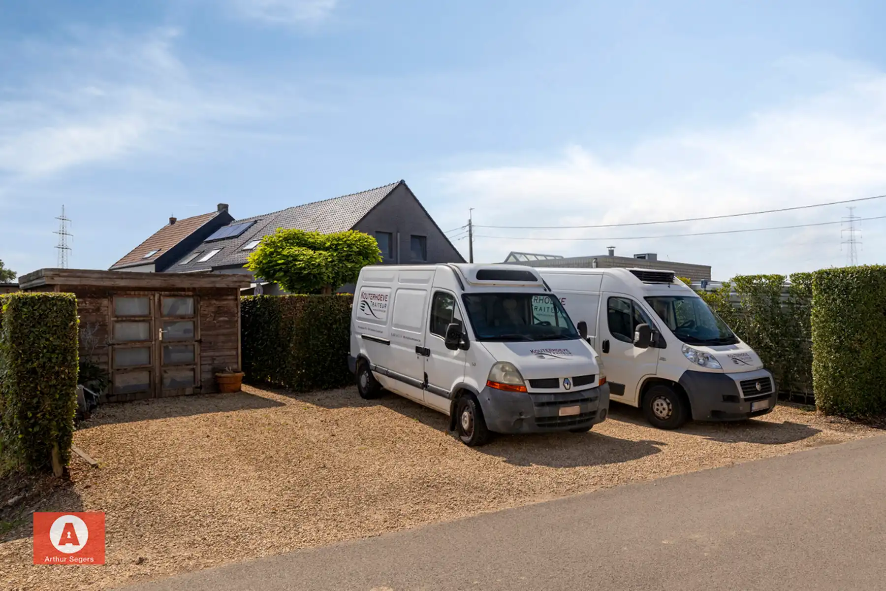 Unieke multifunctionele eigendom (woning met werkplaats) foto 30