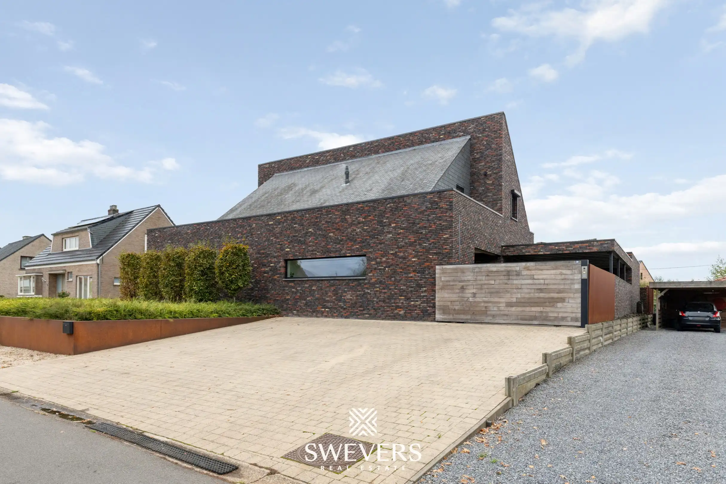 Moderne woning (236 m²) met 4 slaapkamers en dakterras foto {{pictureIndex}}