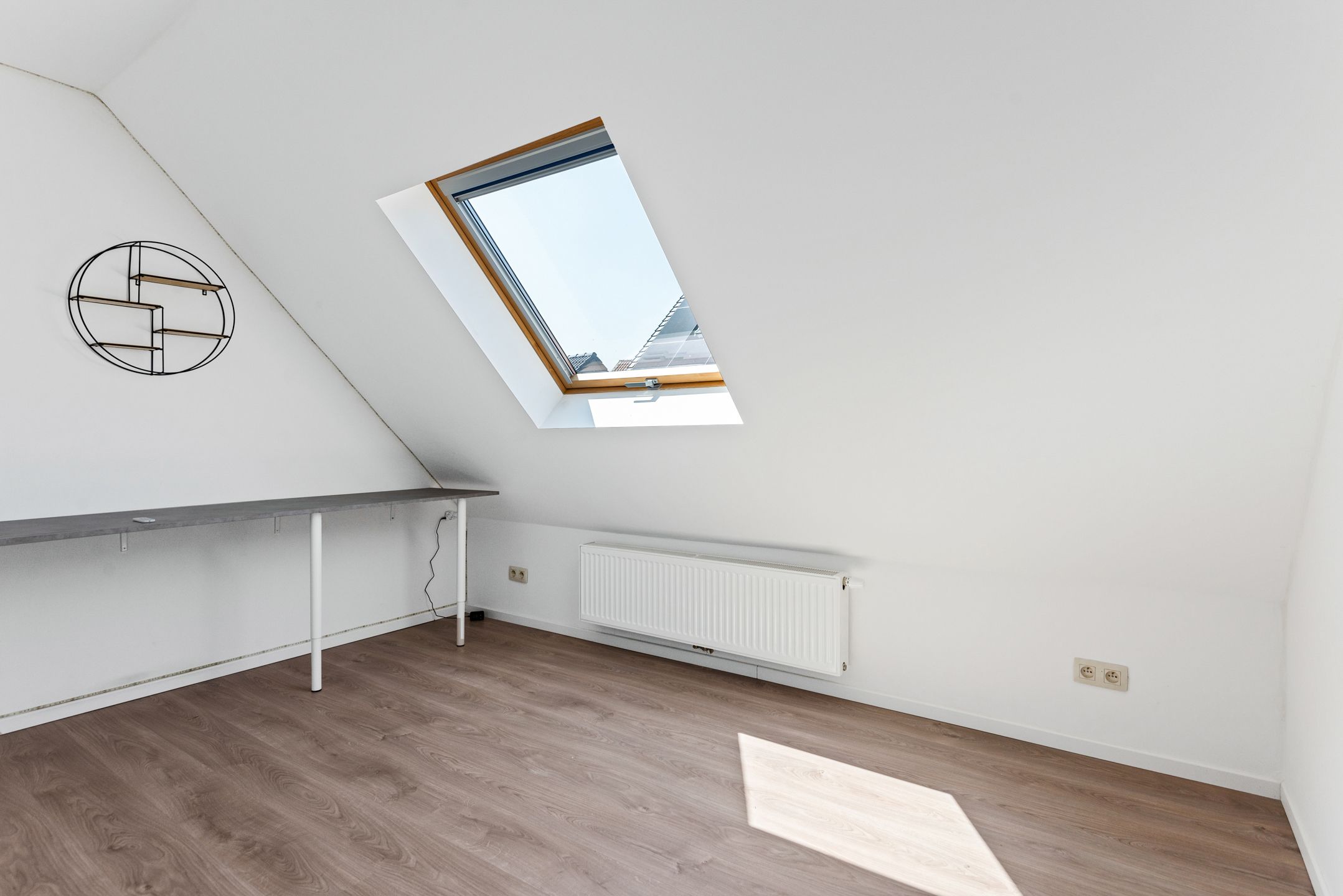 Recente drie-slaapkamerwoning te Boom foto 15