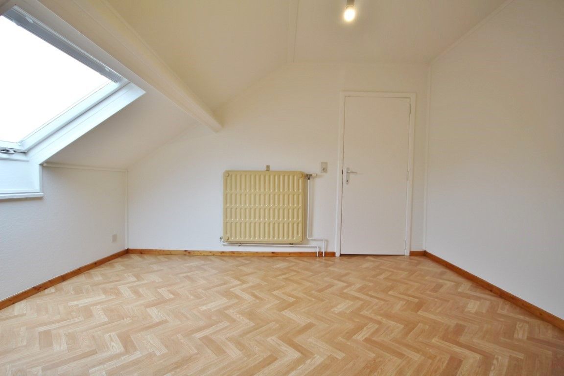 Recent vernieuwd appartement te huur in één van de gezelligste dorpen rond Sint-Truiden! foto 18