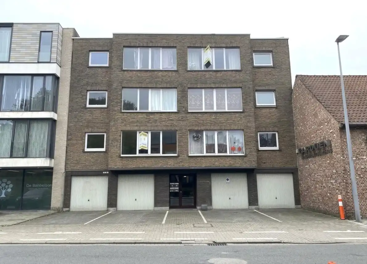 Appartement te huur Izegemsestraat 8 -/6 - 8800 Rumbeke