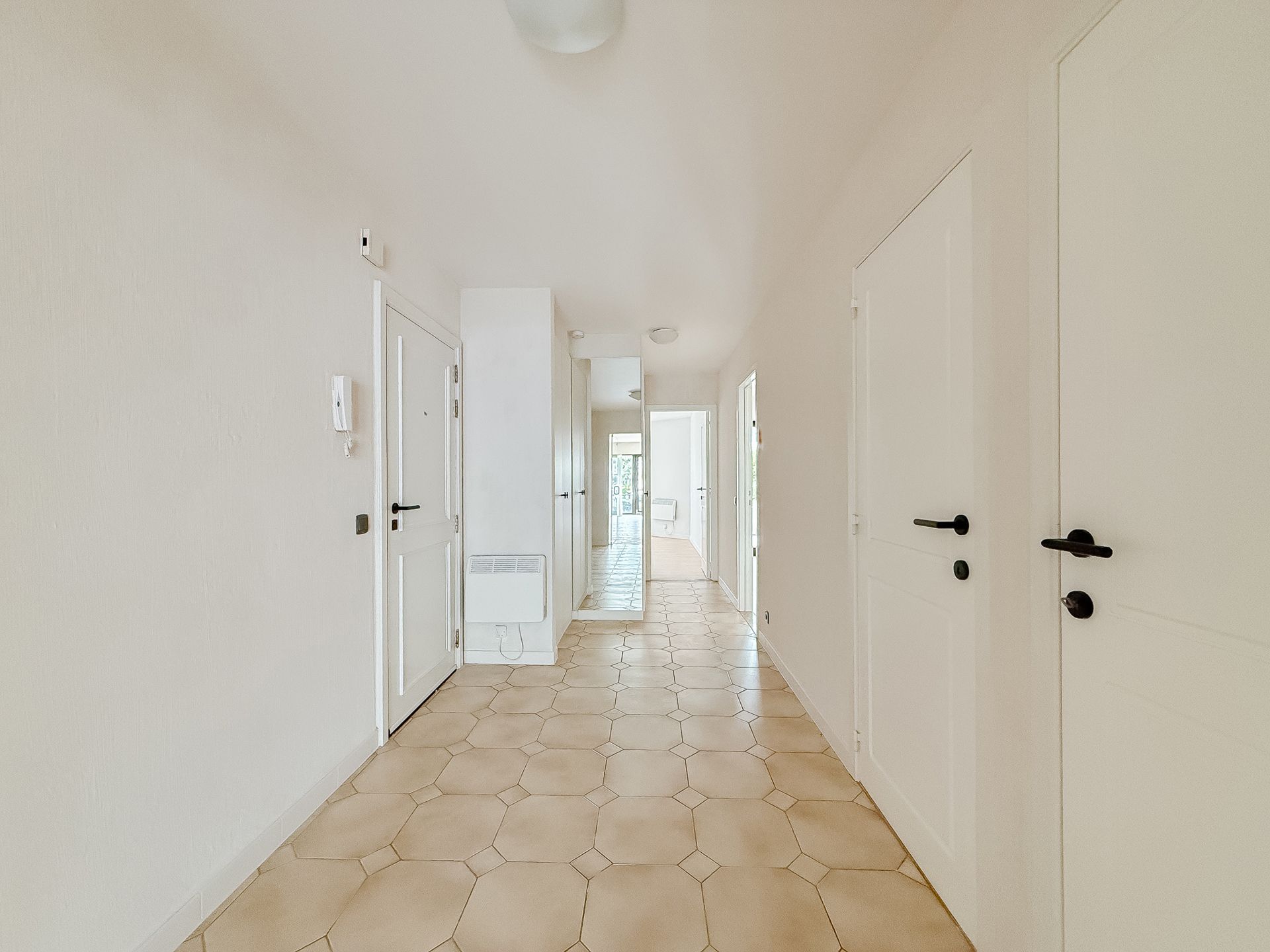 Hoekappartement met mooi terras, nabij het Albertplein... foto 13
