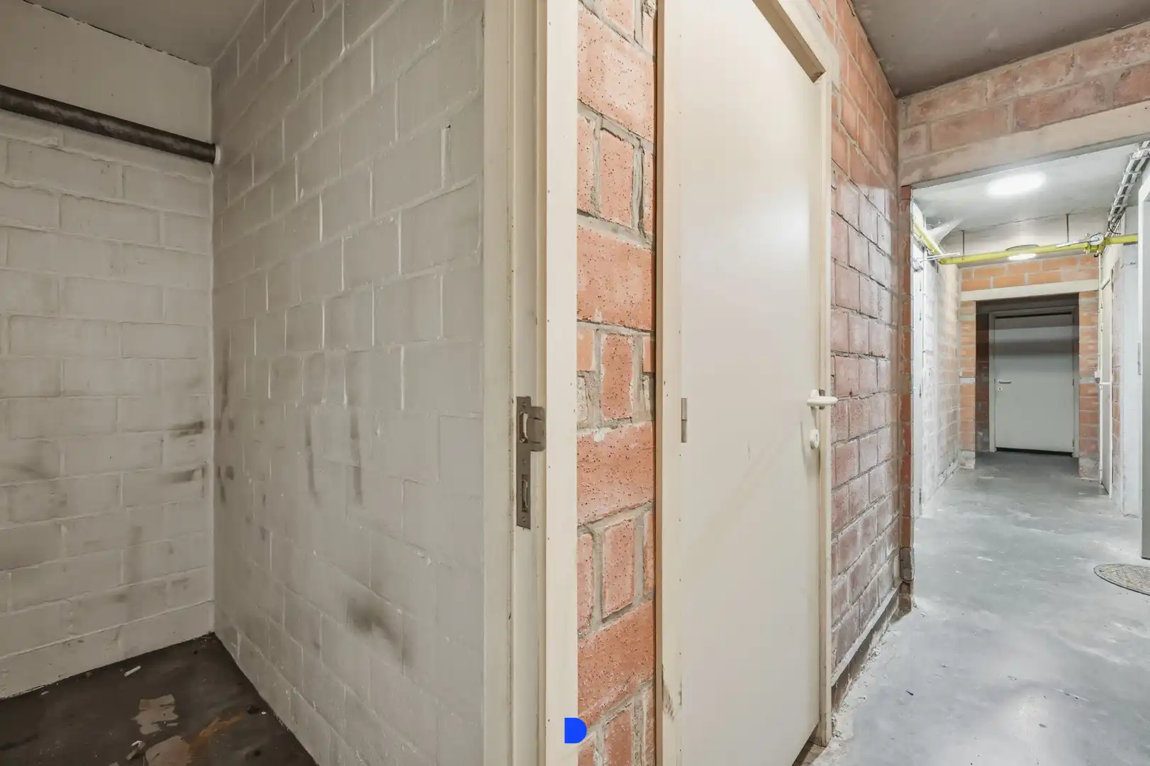 Ruim appartement in het centrum van Roeselare foto 19