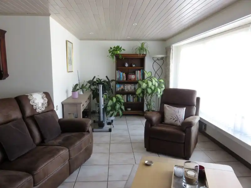 HOB met 3 slk & zuidgerichte tuin foto 5