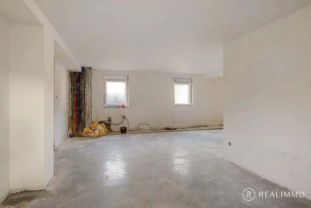 Deels gerenoveerde fermette op toplocatie! foto 9