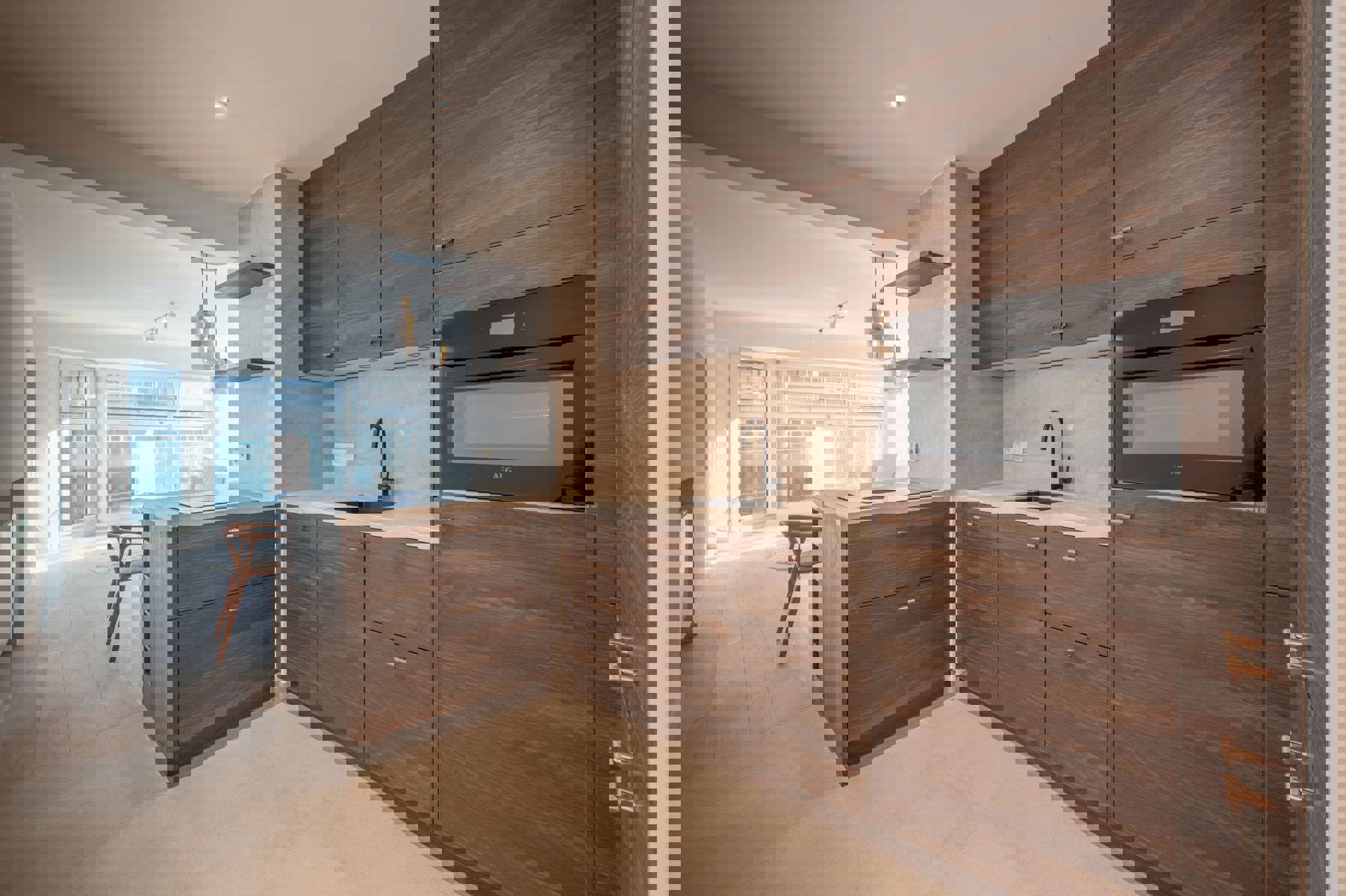 Gerenoveerd 2-slaapkamer appartement met zeezicht foto 6