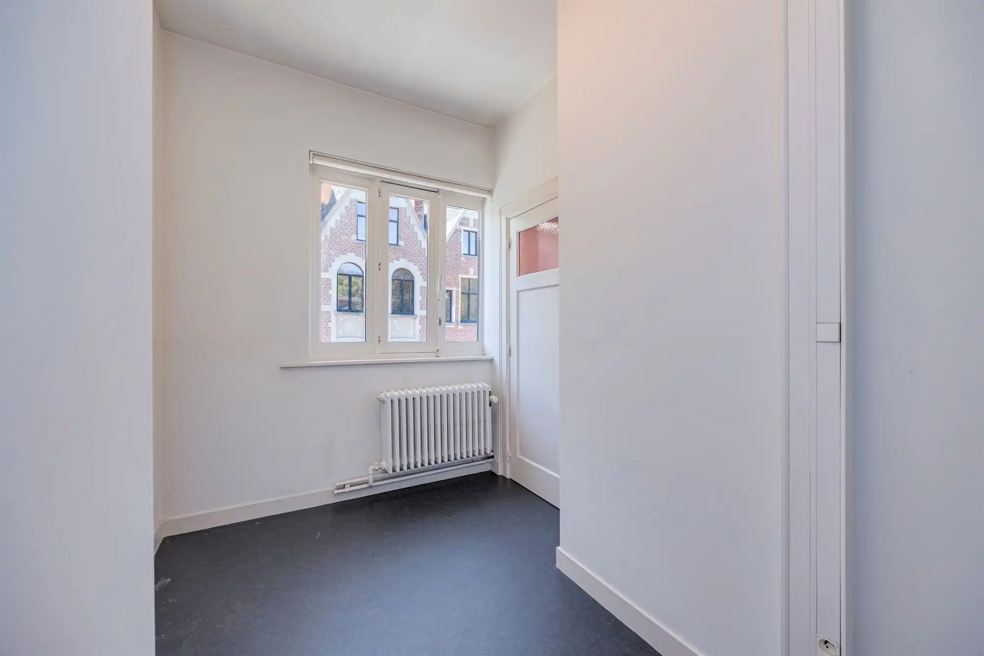 Prachtige handelswoning met betrouwbare huurder op handelslocatie! foto 16