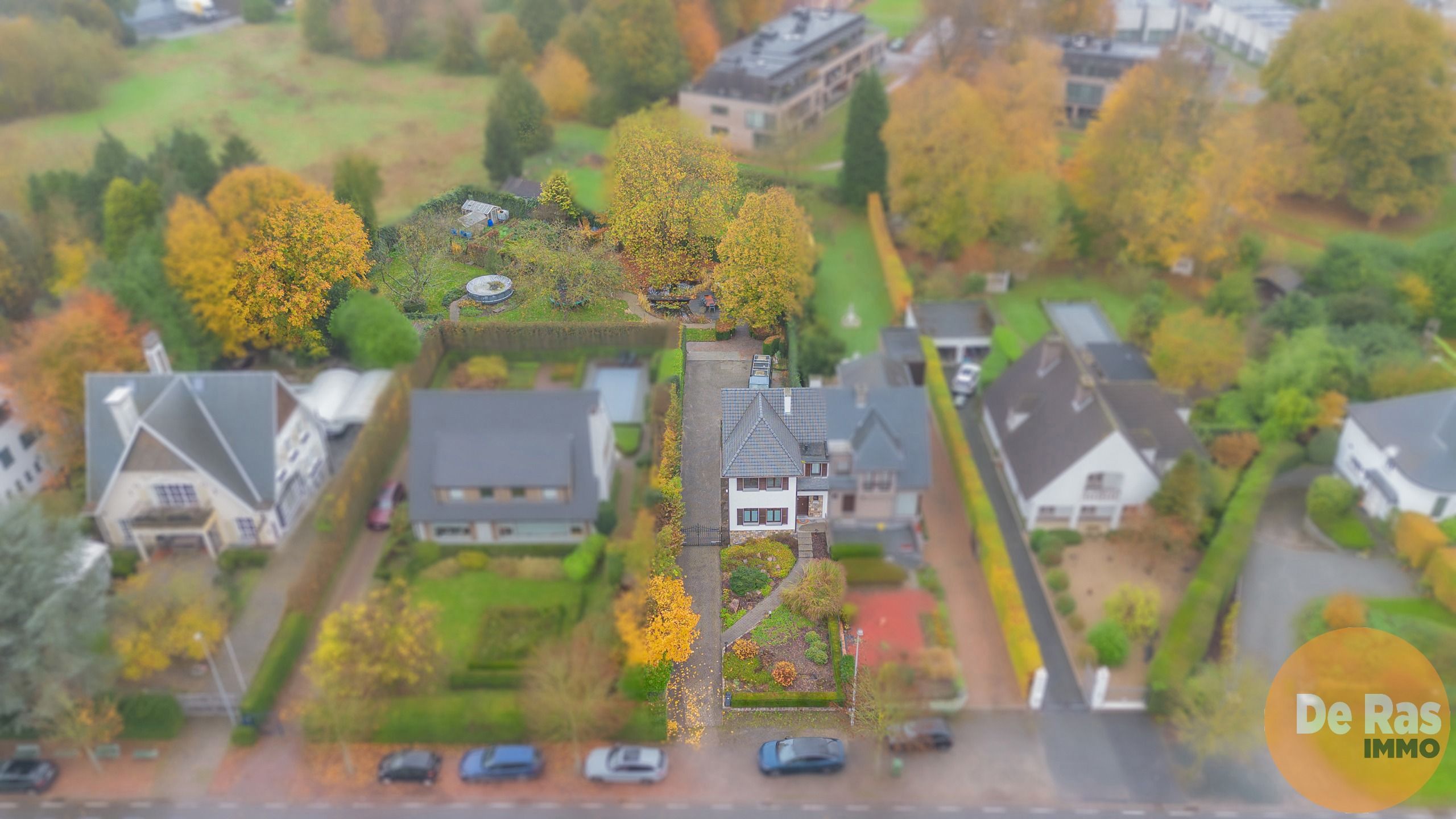 EREMBODEGEM - Unieke woning aan de stadsrand met grote tuin foto 3