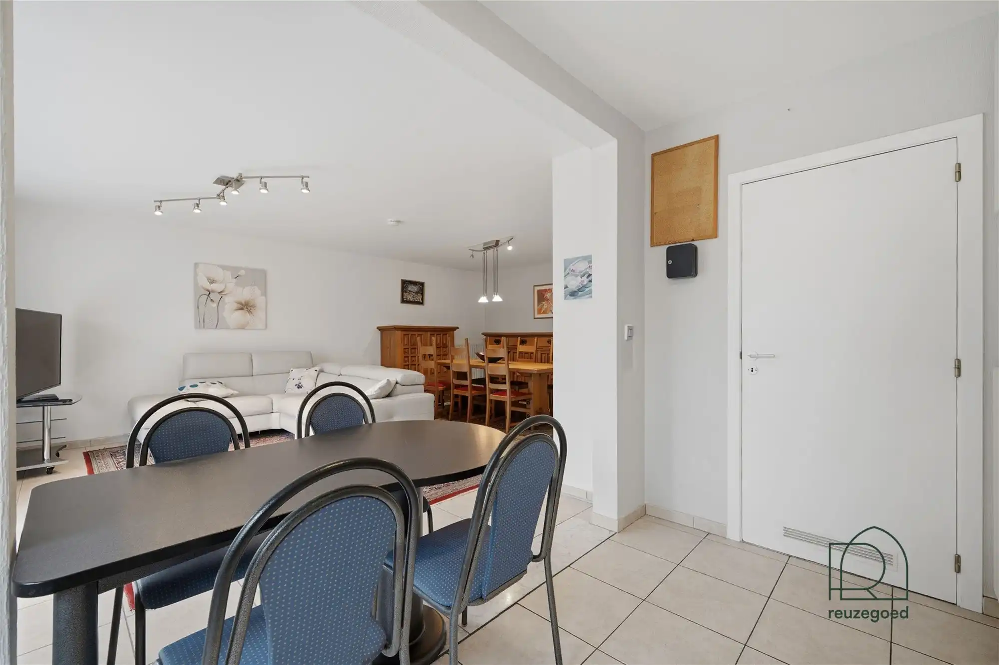 Licht en verzorgd appartement met 2 slaapkamers nabij de vernieuwde Huygebaertsite foto 12