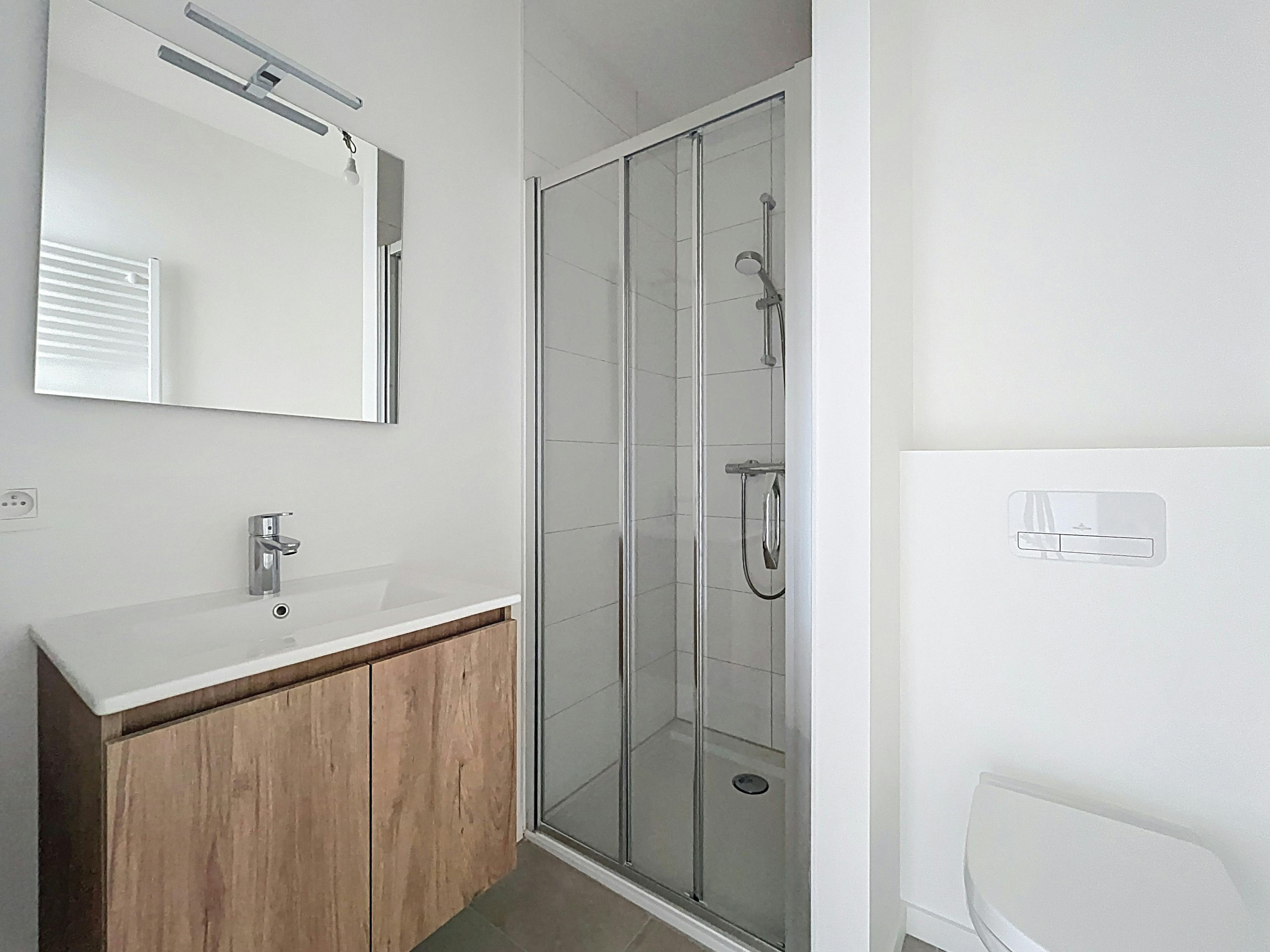 Tour & Taxis | Modern appartement in Oakland met terras foto 11