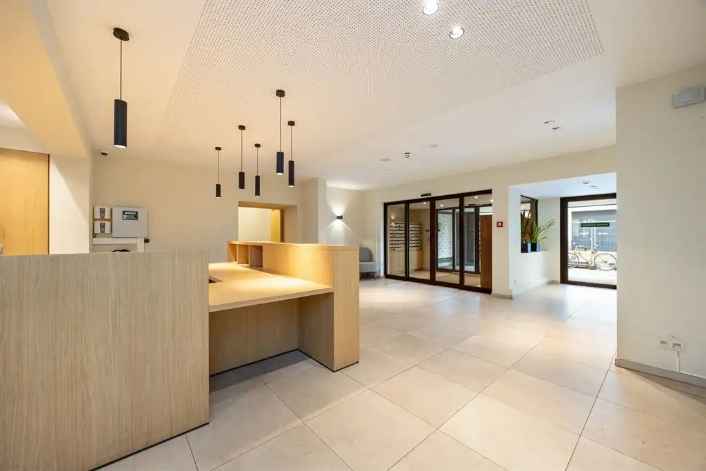 Appartement met terras op absolute toplocatie! foto 12