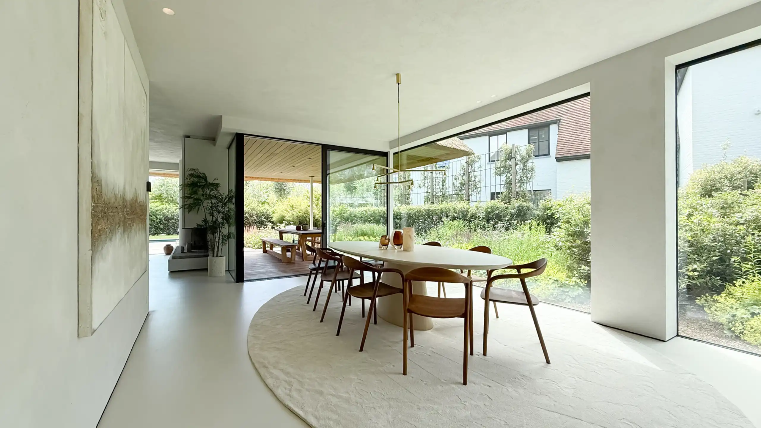Nieuwbouwvilla met zonovergoten tuin en zwembad -Duinenwater foto 11