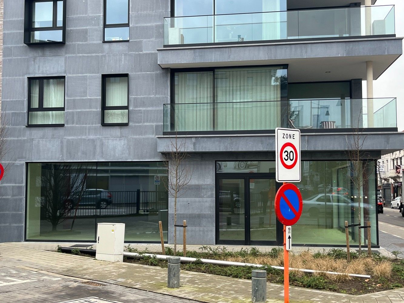 196m² Kantoorrruimte met terras foto 15