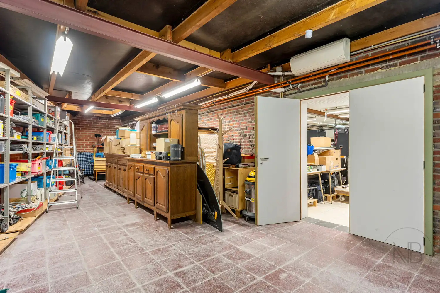 Woning met veelzijdig commercieel gebouw  op goede locatie in Driehoeven foto 28
