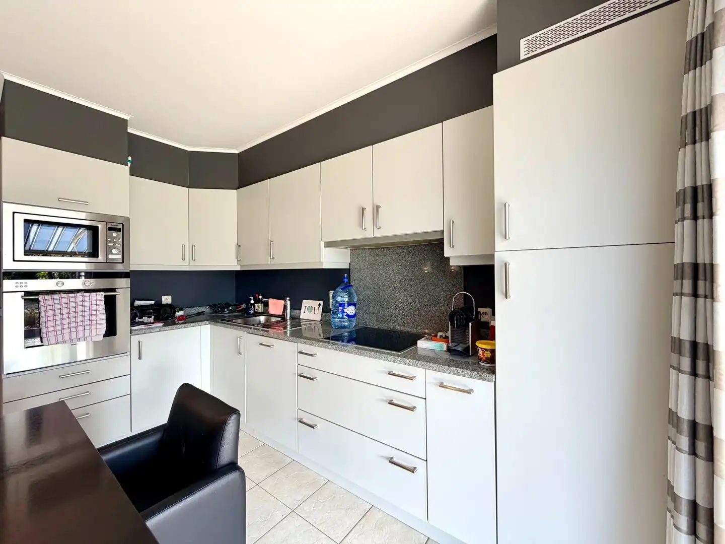 Instapklare ruime woning met zonnige tuin! foto 11