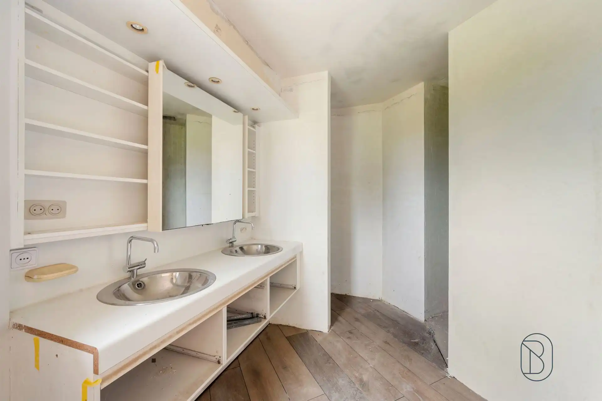 Statige villa met zwembad en uniek uitzicht op 6.401m² foto 18