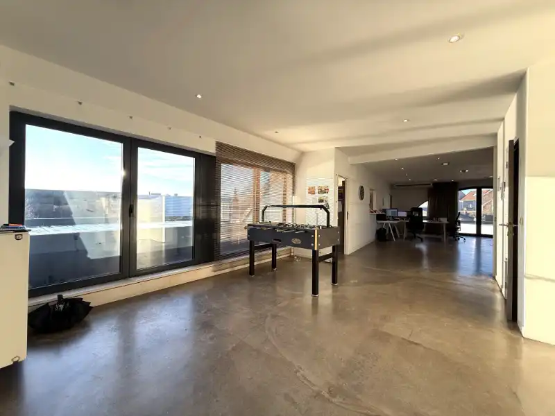 Instapklare kantoorruimte van 278 m² op commerciële topligging – Erpe-Mere foto 13