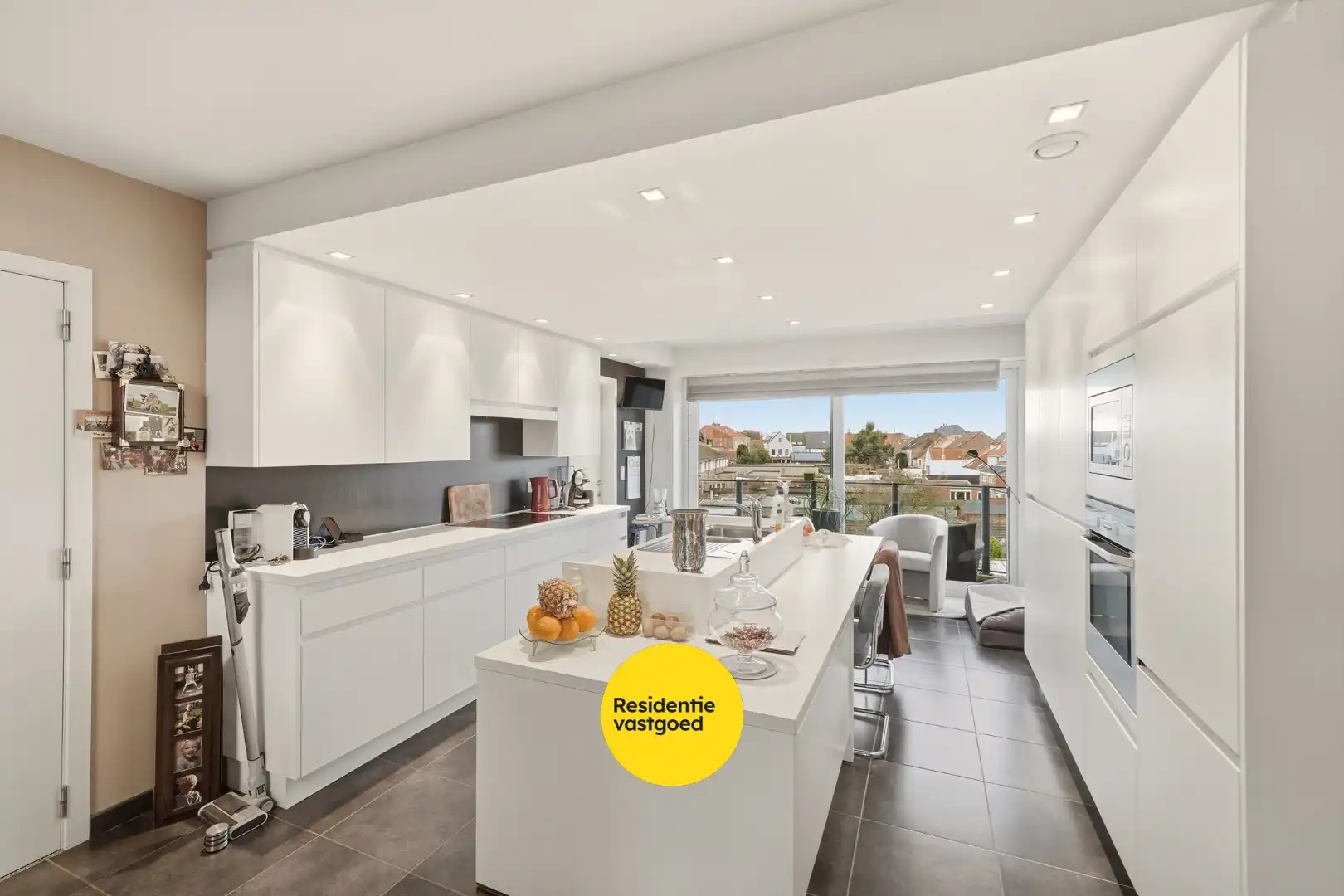 Investeringsopportuniteit: Duplexappartement (185 m²) met 2 zonneterrassen in hartje Oudenburg foto 9