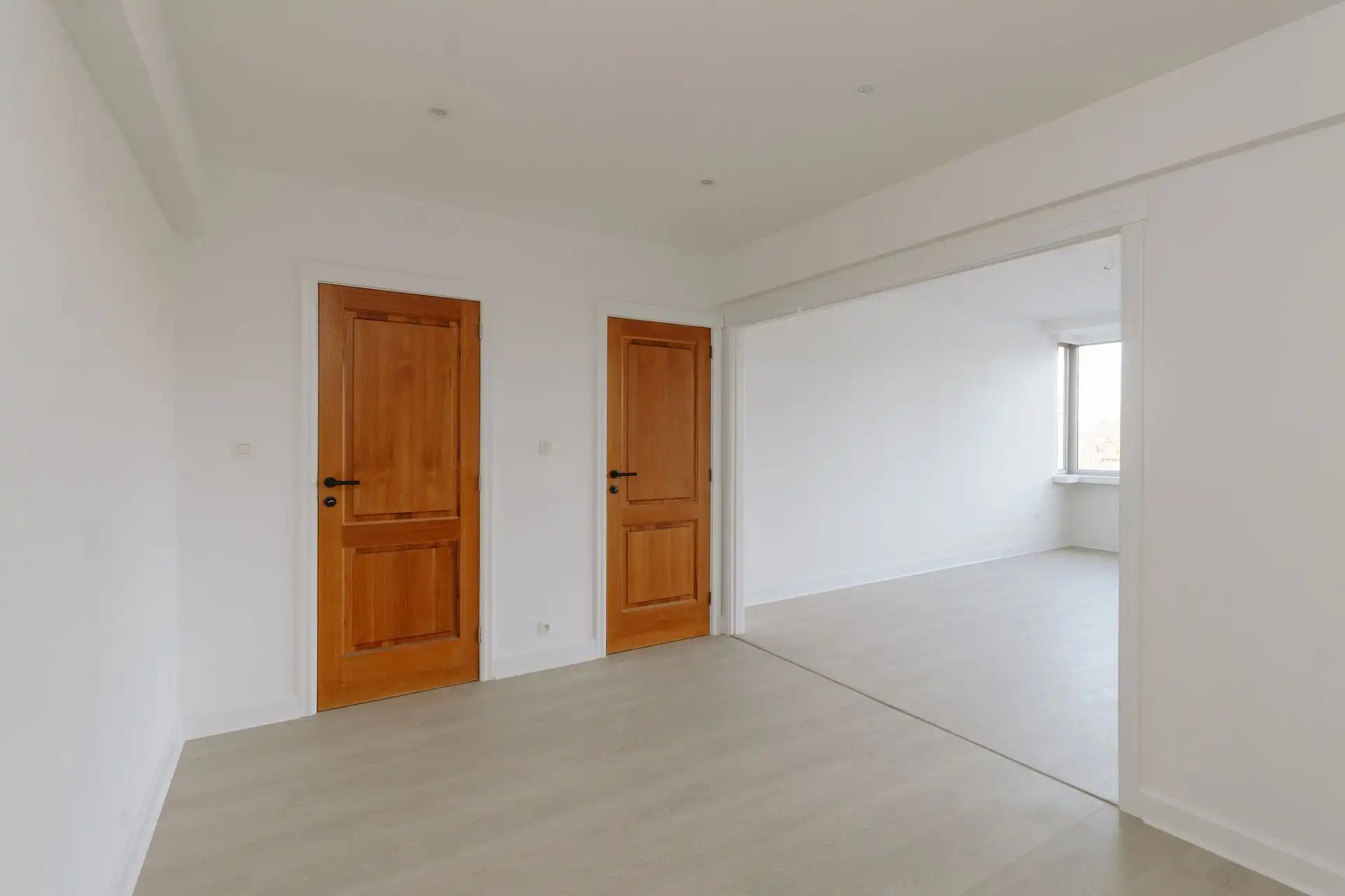 Ruim appartement van 170 m² met zicht op het Stadspark! foto 11