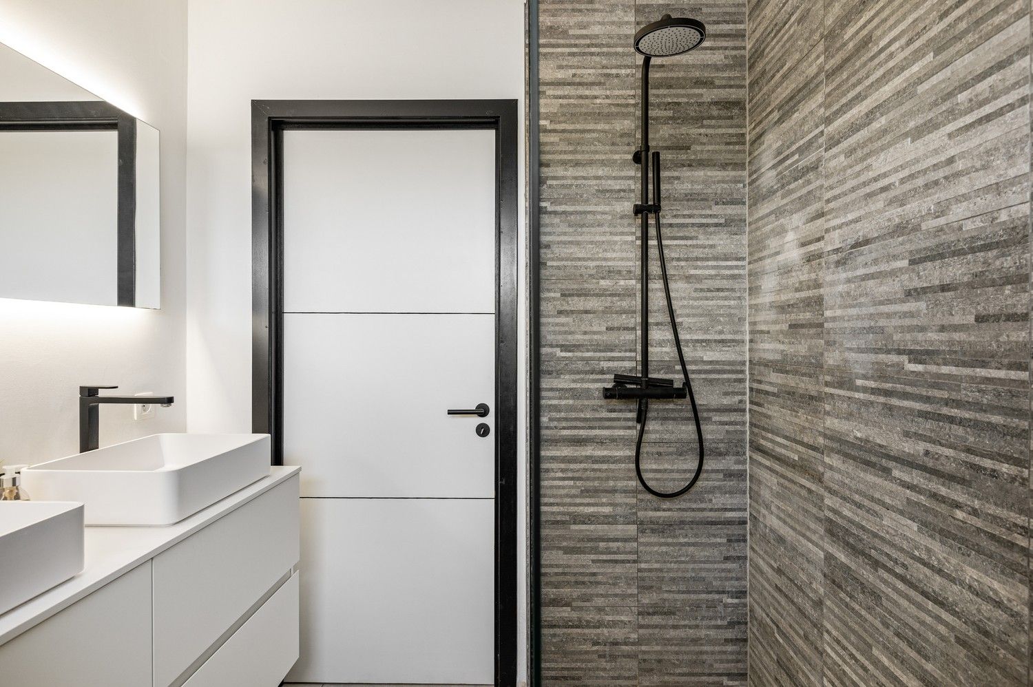 Dakappartement met 2 slaapkamers en riant terras te koop! foto 16