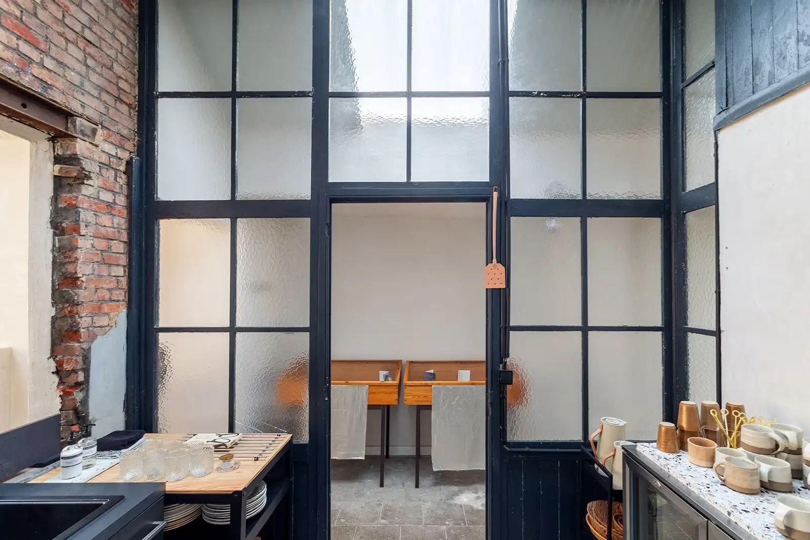 Eigenzinnig atelier in kleinschalig gebouw foto 6