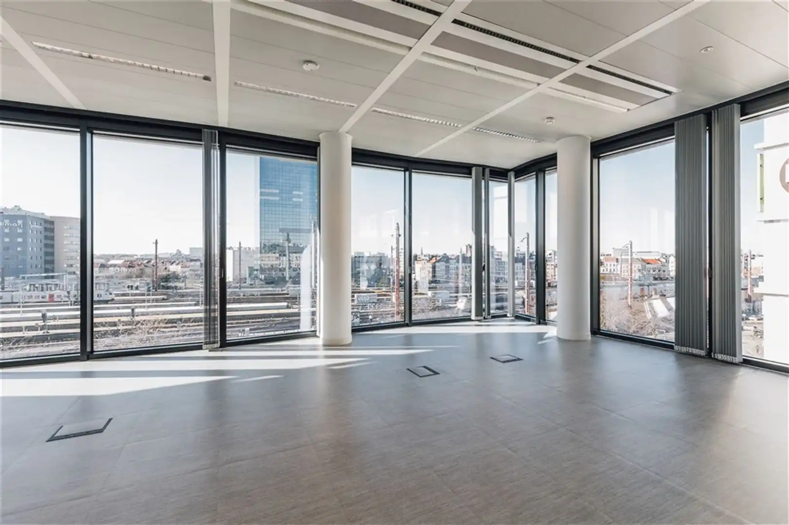 SOUTH CRYSTAL: kantoren te huur vanaf 633 m² foto 6