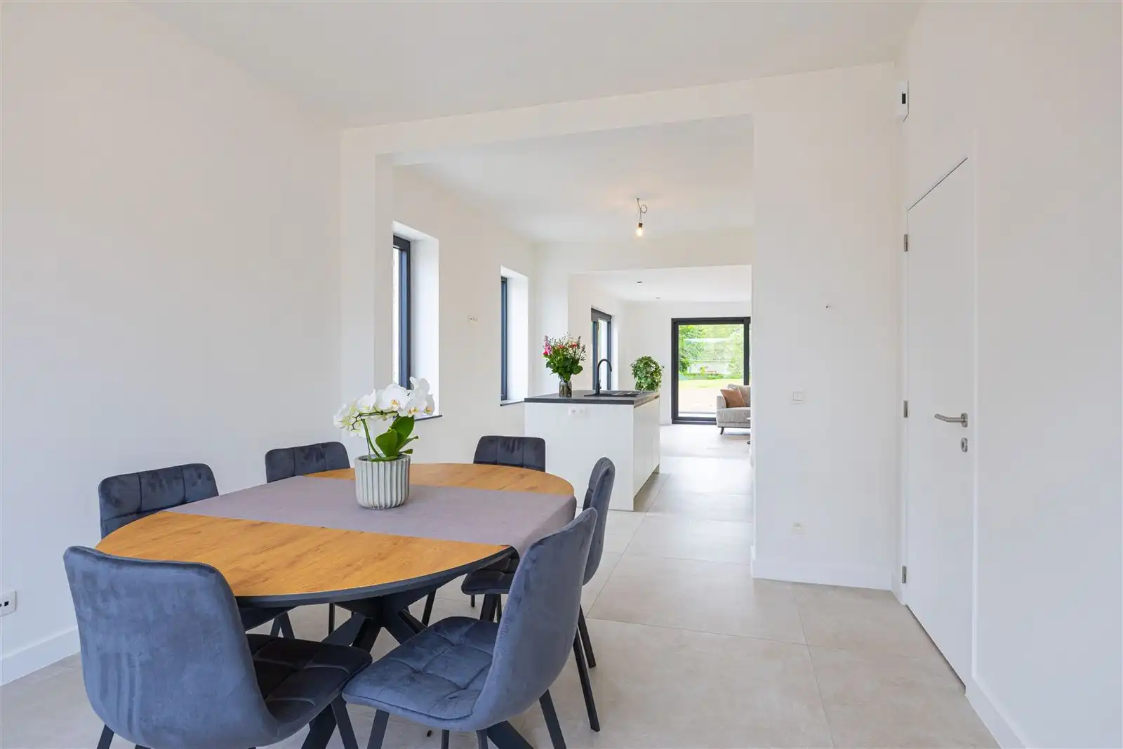 Gerenoveerde woning te Erwetegem (Zottegem)! foto 8
