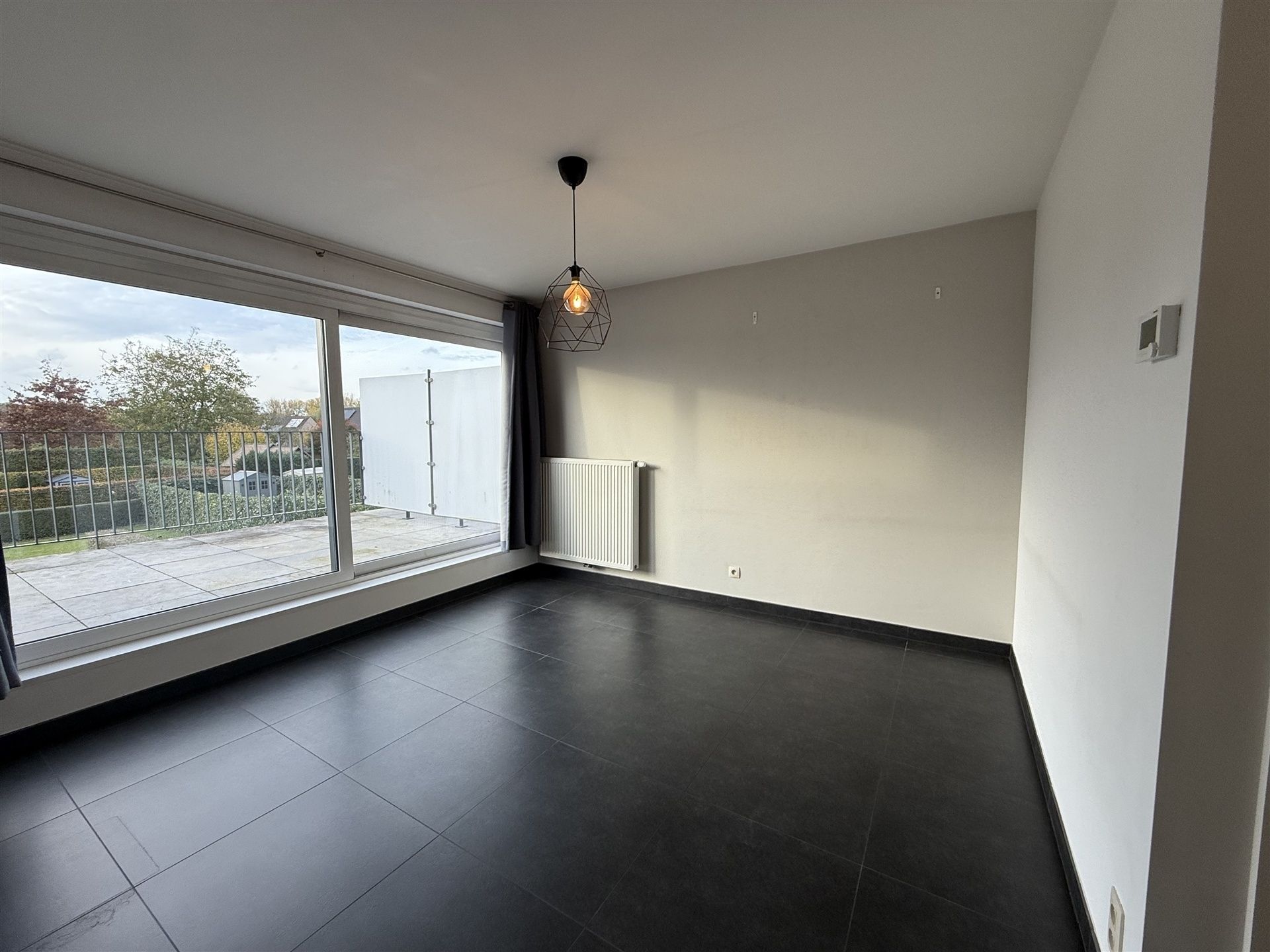 Duplex met twee slaapkamers en autostaanplaats foto 5