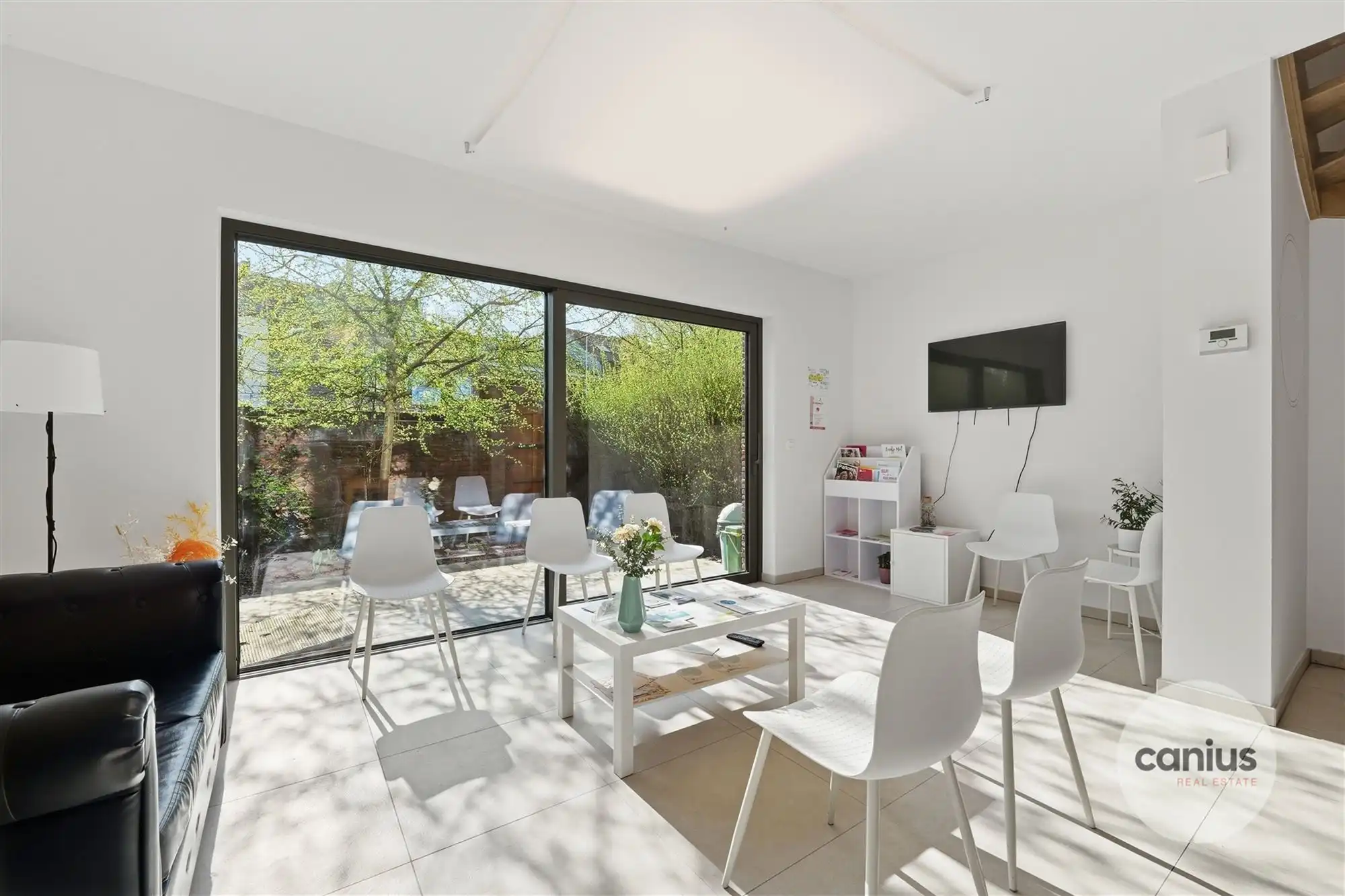 WONING MET LIFT NABIJ HET CENTRUM foto 9