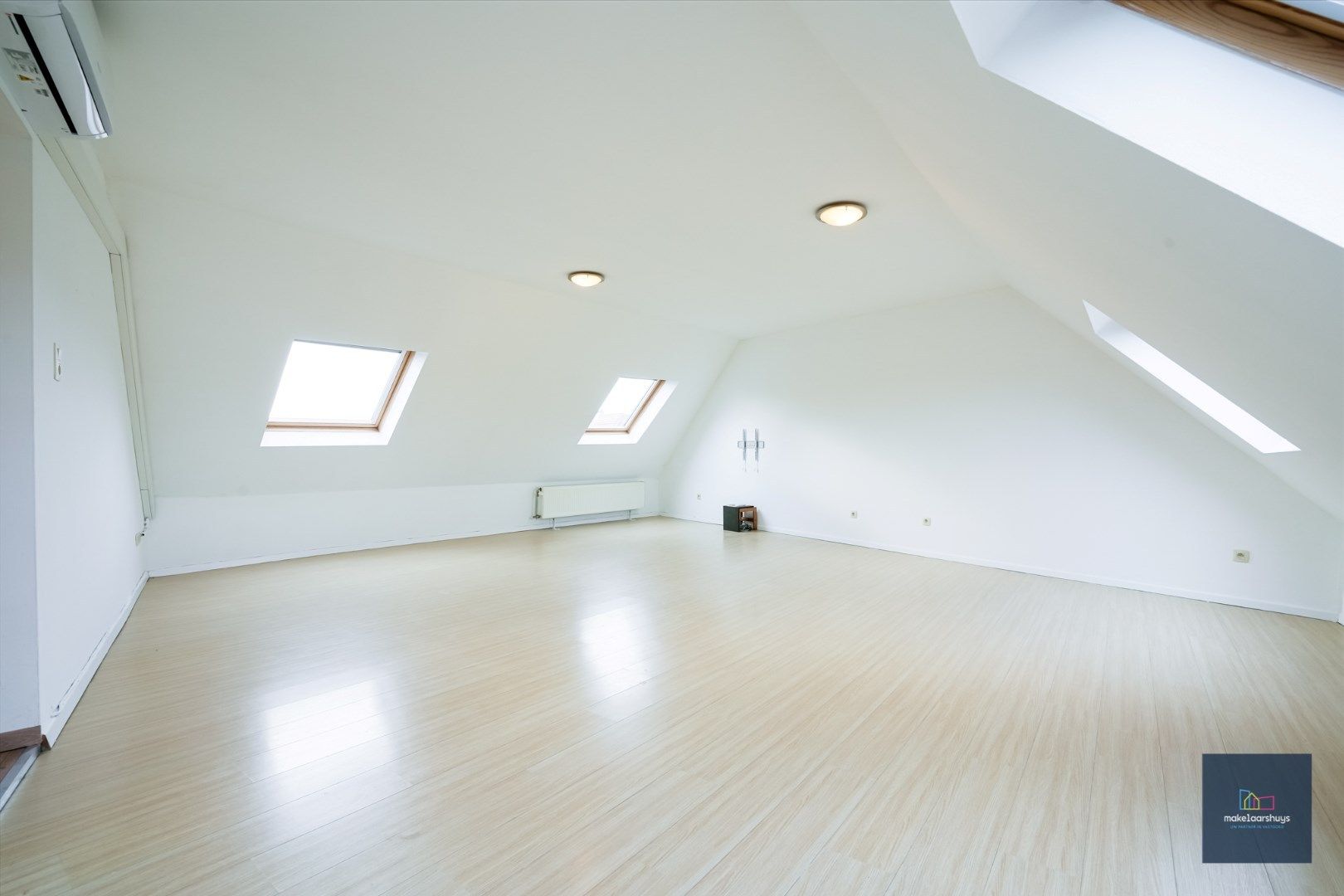 Rustig gelegen dakappartement nabij het centrum van Gentbrugge foto 5